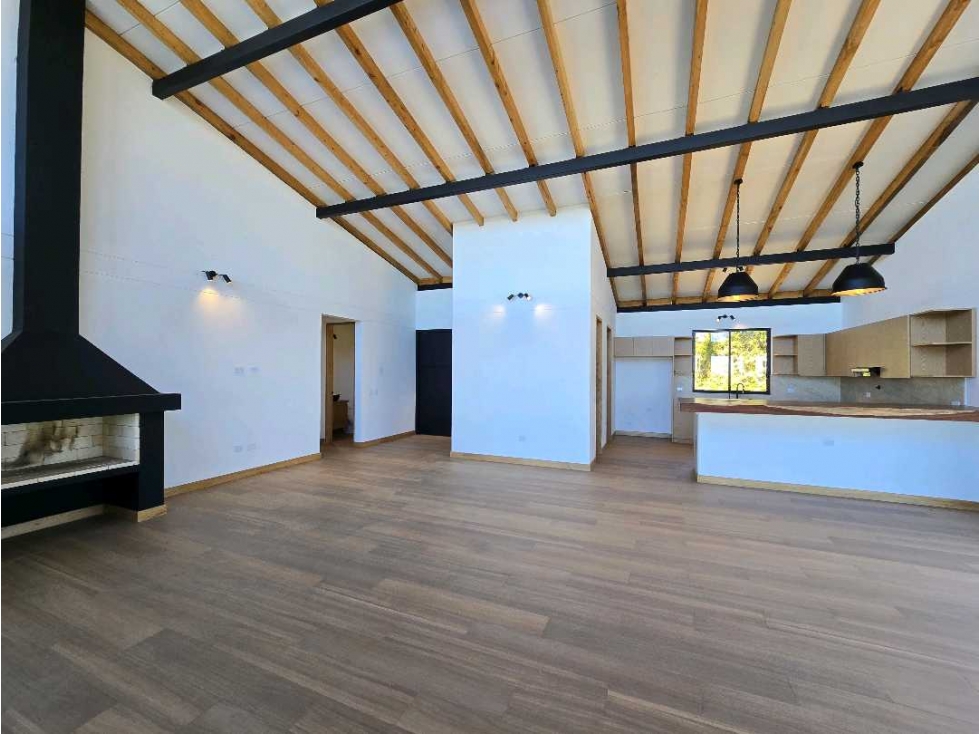 Casa para rentar en La Variante al aeropuerto - Alto de Las Palmas. — foto 2