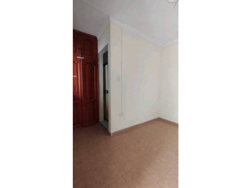 Casa para uso residencial o comercial en arriendo cerca de Alamedas — foto 5