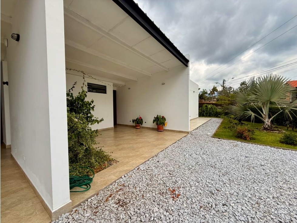 Hermosa Casa Moderna Para Venta el En Rionegro Llanogrande — foto 4