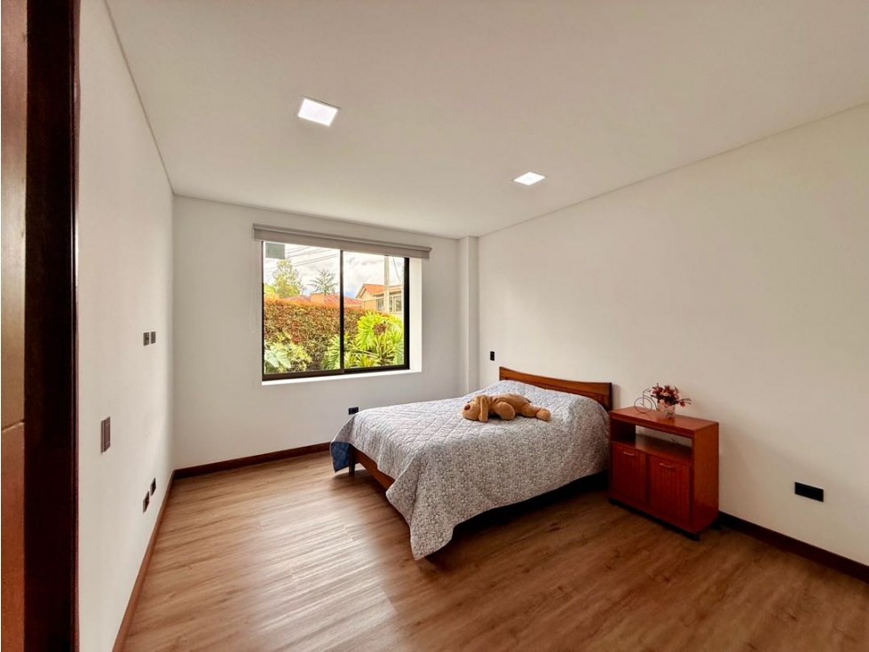 Hermosa Casa Moderna Para Venta el En Rionegro Llanogrande — foto 6