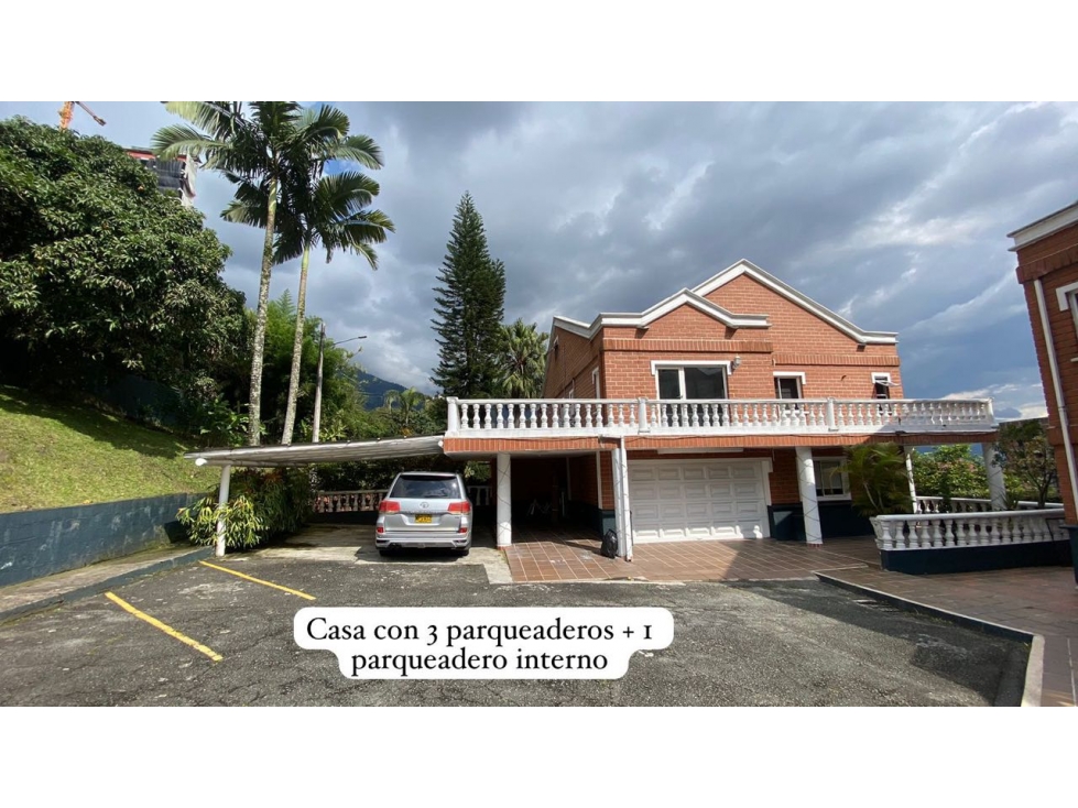 Casa para la Venta en El Poblado Palmas
