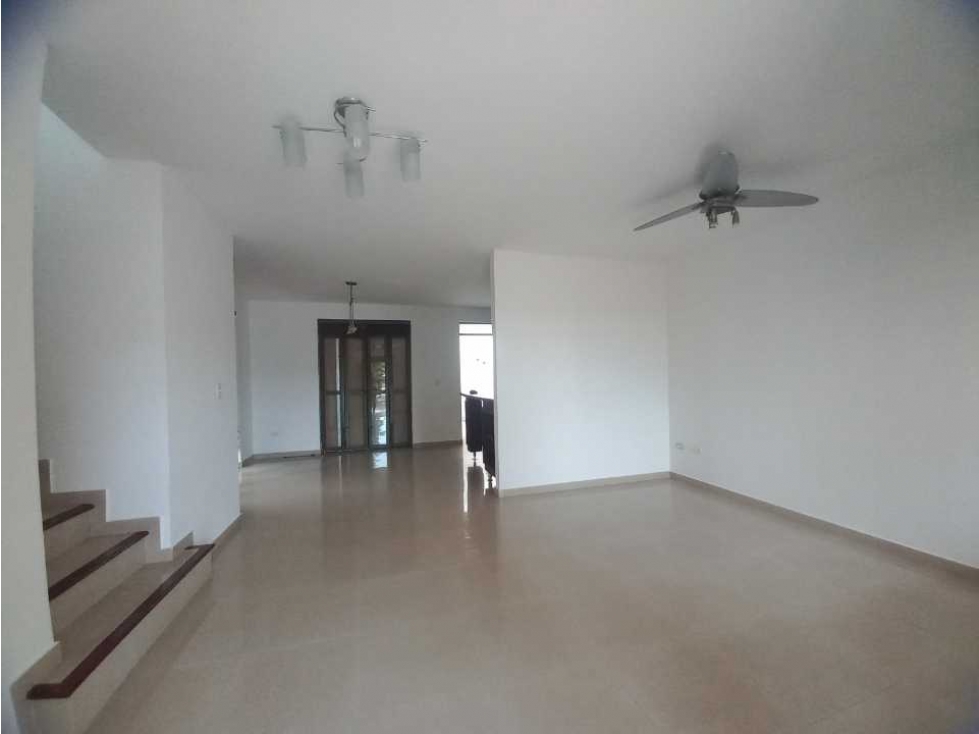 VENDO CASA en Conjunto con Piscina Cerro campestre Alto Villavo - 3