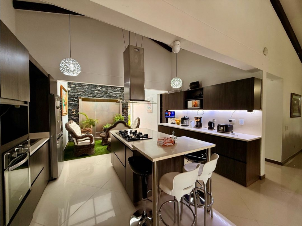 Casa para venta en Llanogrande con precio de oportunidad con Piscina — foto 3