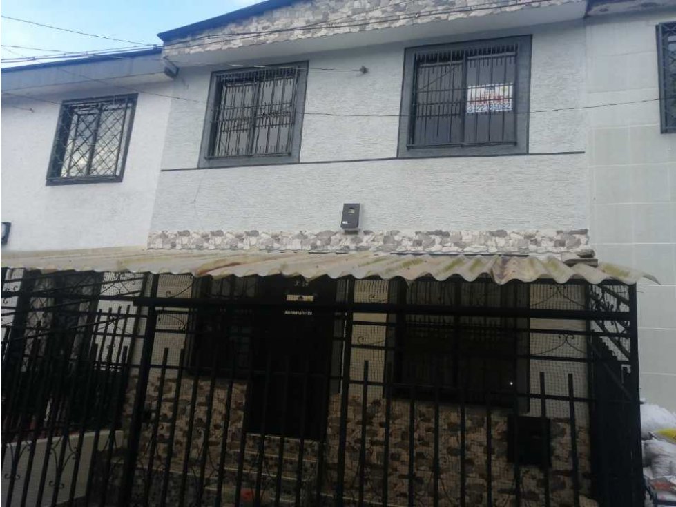 SE VENDE CASA EN VILLA ANDREA