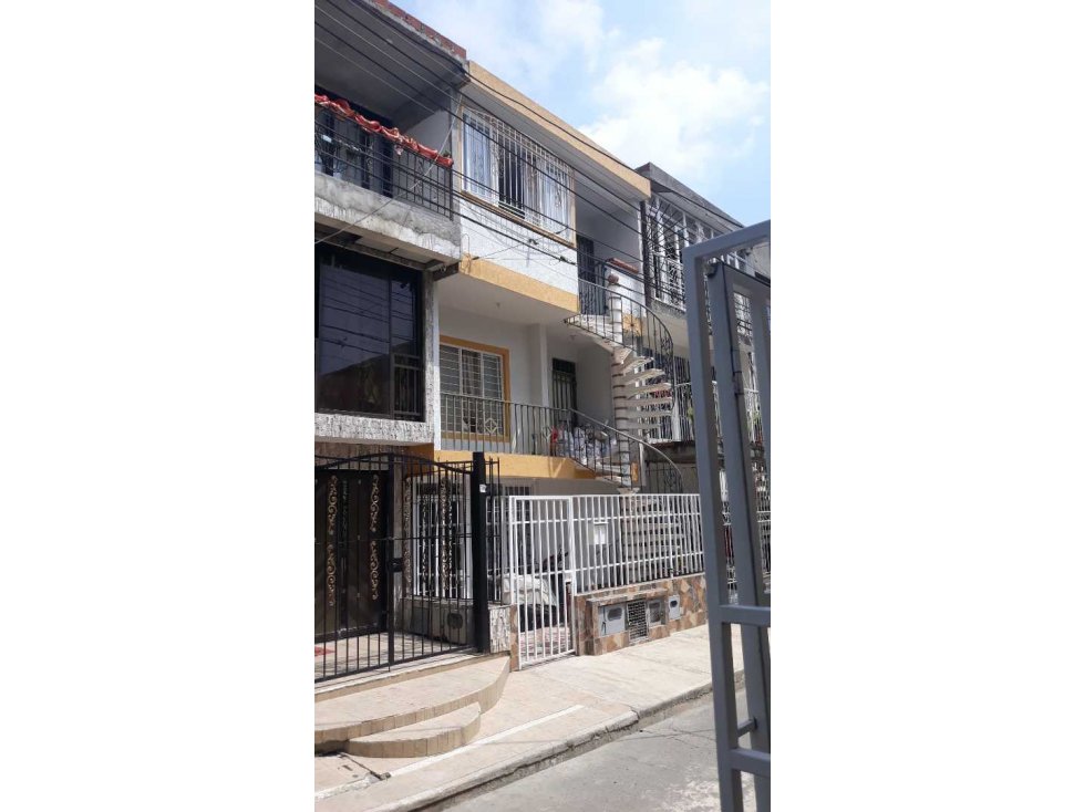 casa para venta sur de cali cidad cordoba 3 pisos — foto 3