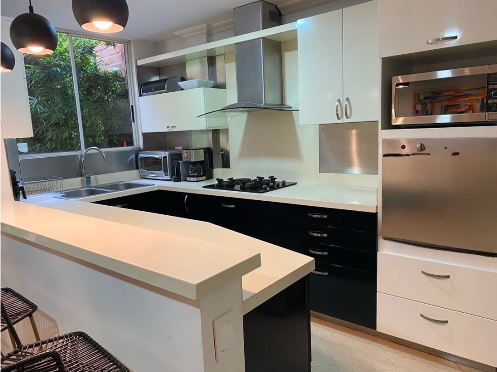 CASA PARA VENTA TRANSVERSAL SUPERIOR CERCA C. MARY MOUNT — foto 4