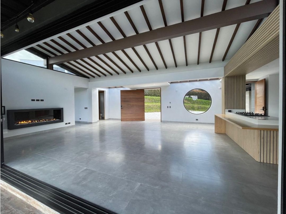 Casa para La venta en la Vía San Antonio La Ceja — foto 4