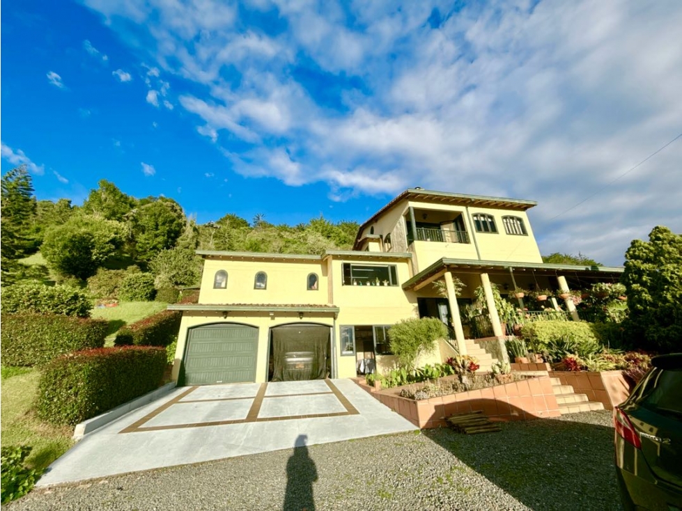 Casa Para Venta Via San Antonio La Ceja con vista hermosa — foto 2