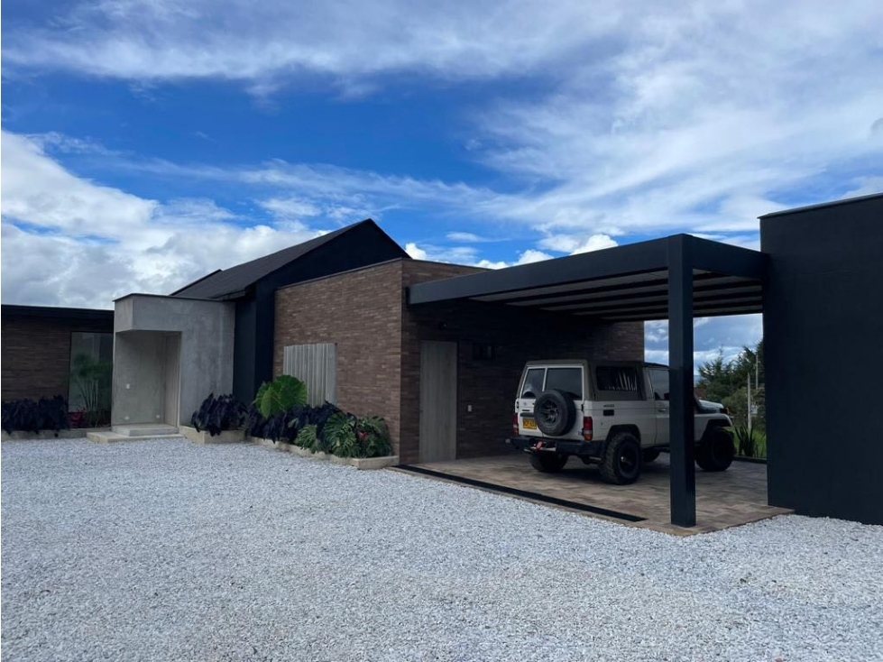 Casa para Venta en El Carmen de Viboral - 1