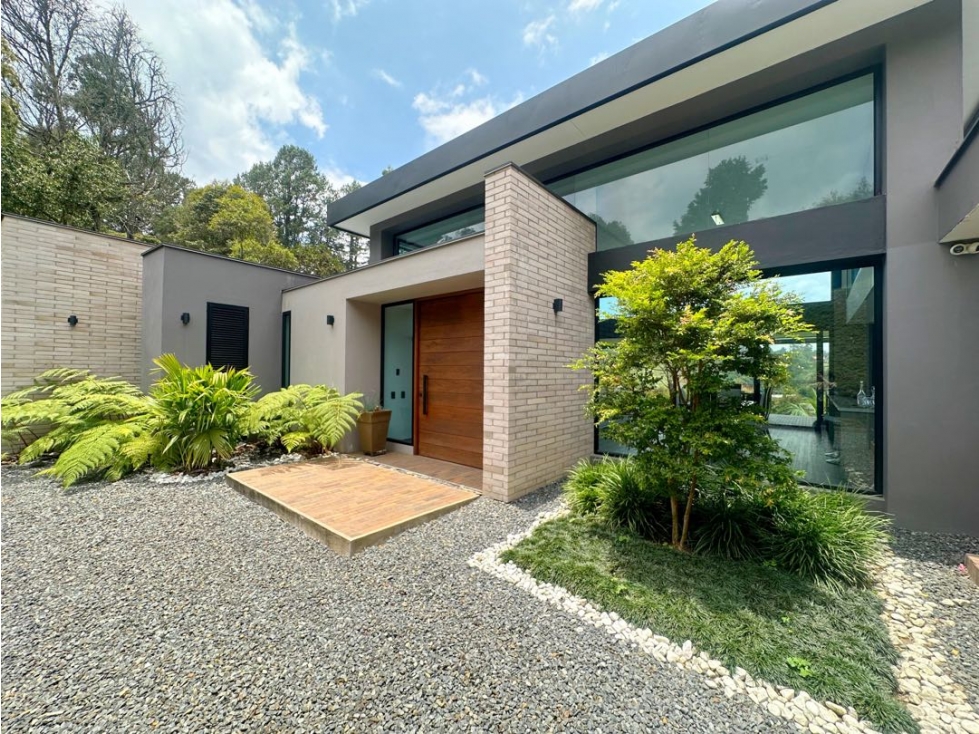 Casa en Arriendo Amoblada en Alto de Palmas