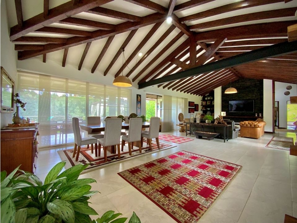 Venta Casa Diseño Colonial Español moderno Parcelacion El Retiro — foto 4