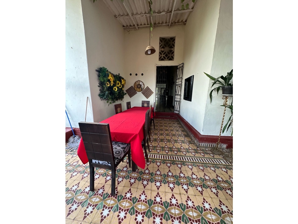 CASA PATRIMONIO con lote DE 775 MTS y 419 MTS CONSTRUIDOS.VIEJO PRADO — foto 3