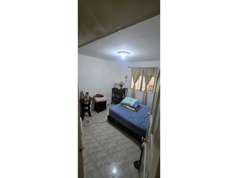 CASA PISO 1/LAURELES./4HB/4BÑ/2PATIOS/1PQ/JARDIN EXT/FLIPING — foto 5