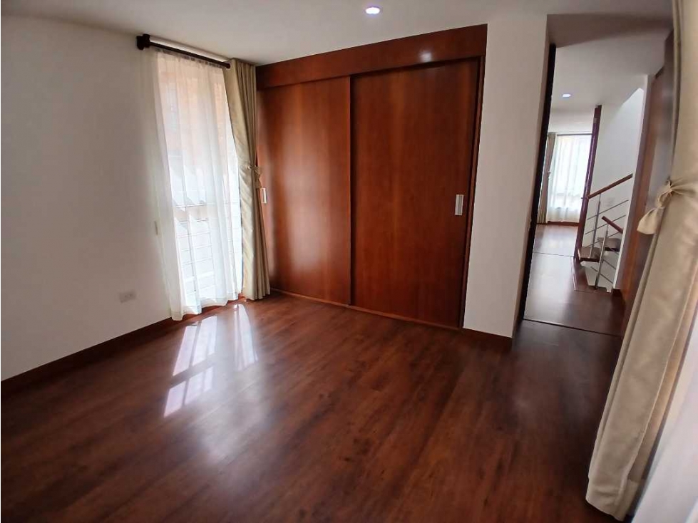 Casa En Venta En Chía de 186 m² Con Chimenea — foto 6
