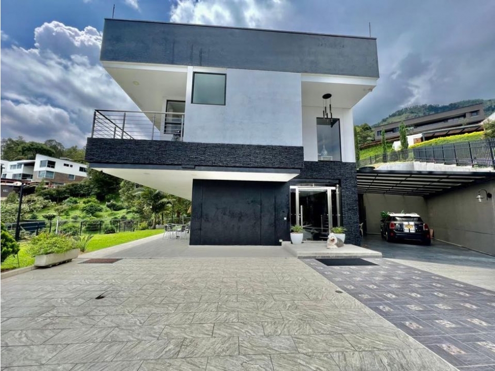 Casa Poblado con vista piscina y jacuzzi 6000 millones — foto 3