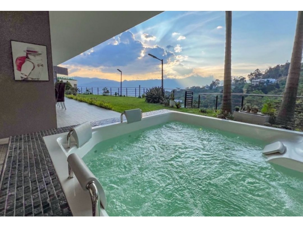 Casa Poblado con vista piscina y jacuzzi 6000 millones — foto 5