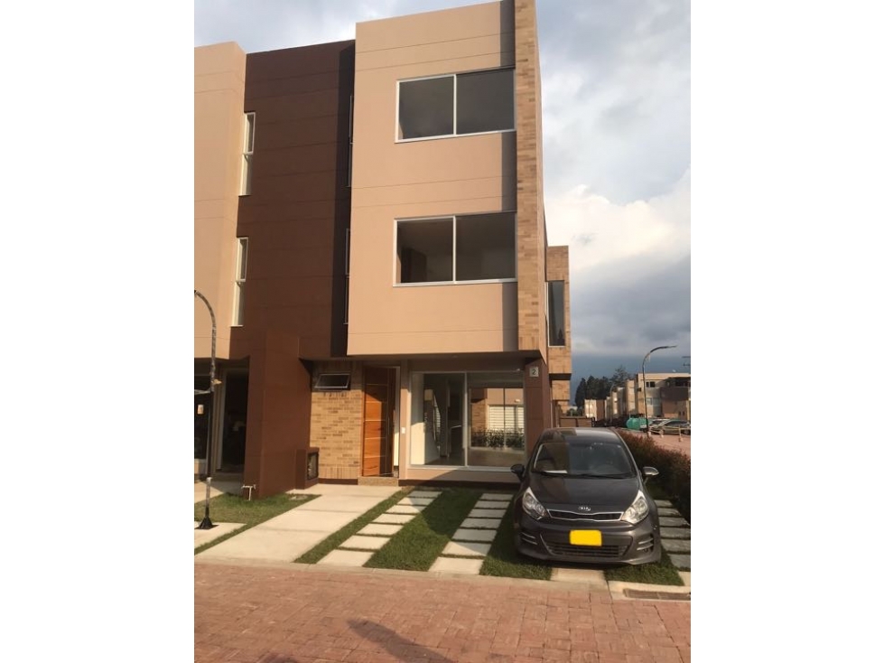 CASA CONDOMINIO PORTOBARI - CHÍA — foto 2