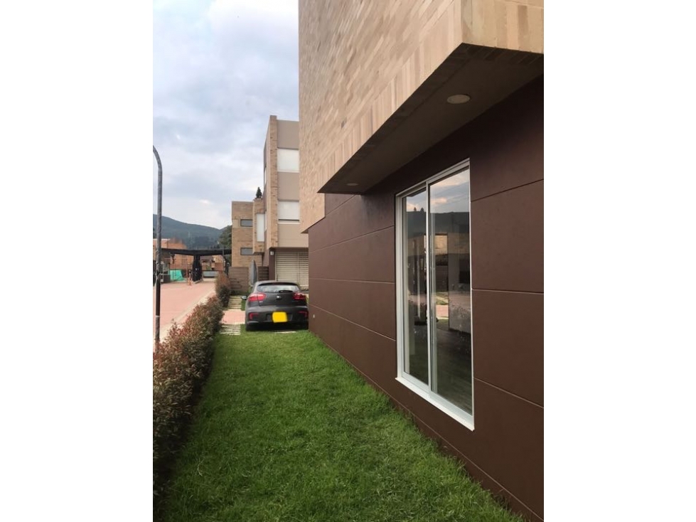CASA CONDOMINIO PORTOBARI - CHÍA — foto 4