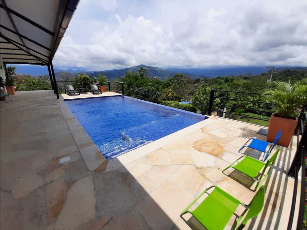 En Venta Casa Campestre Independiente con Piscina Privada y Aljibe — foto 4