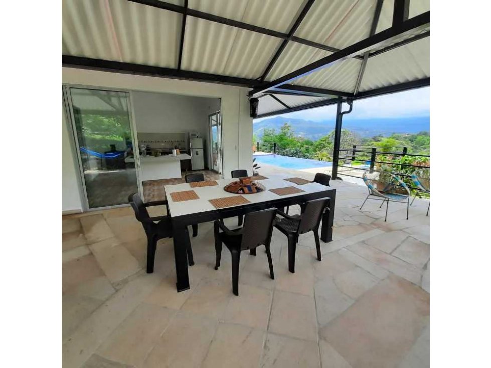 En Venta Casa Campestre Independiente con Piscina Privada y Aljibe — foto 5
