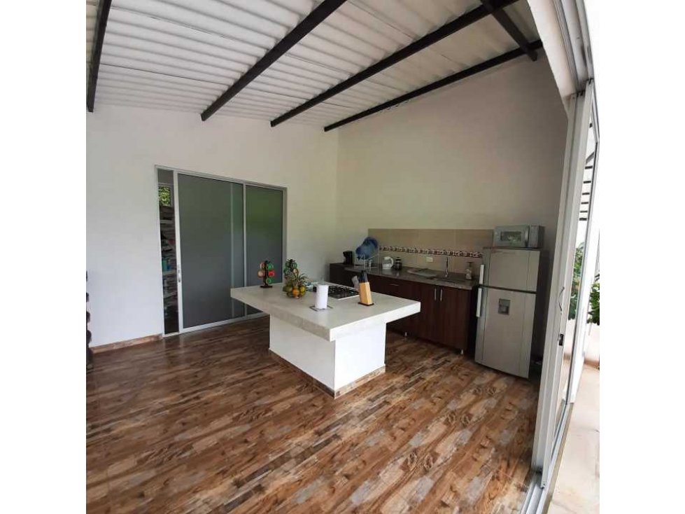 En Venta Casa Campestre Independiente con Piscina Privada y Aljibe — foto 6