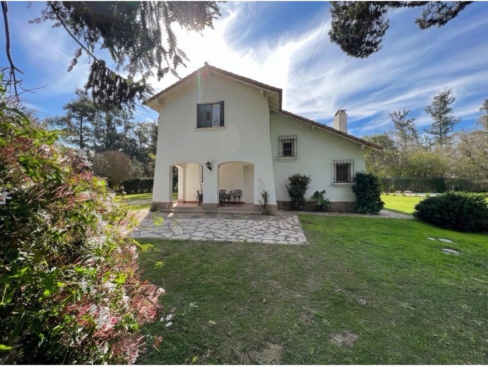 MAJESTUOSA CASA QUINTA EN LUJÁN: 3.330 m2 de Parque y Privacidad total — foto 2