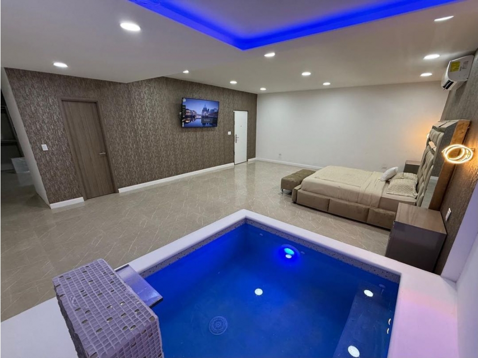 Casa Recién Remodelada en Alquiler Altos de Panamá 275 m²