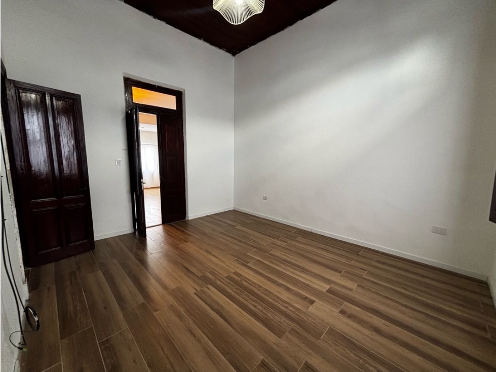 Casa refaccionada en zona centrica en alquiler - 4