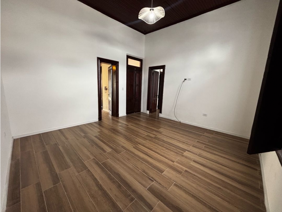 Casa refaccionada en zona centrica en alquiler - 5