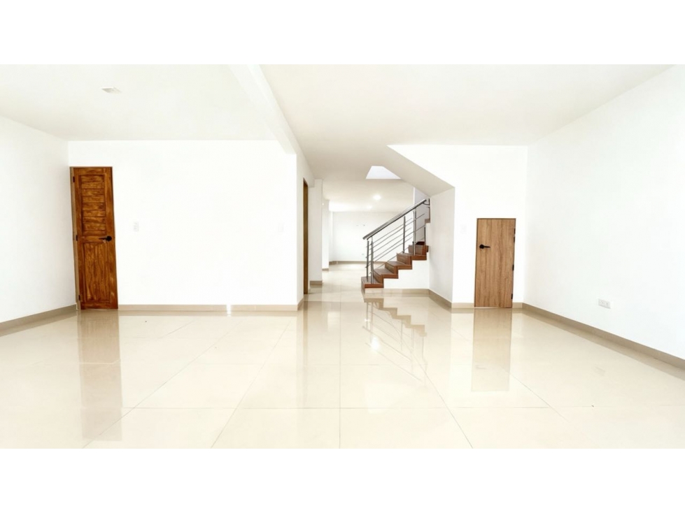 Casa de lujo de dos pisos en venta | Barrio Santa Ana - Palmira Valle — foto 2