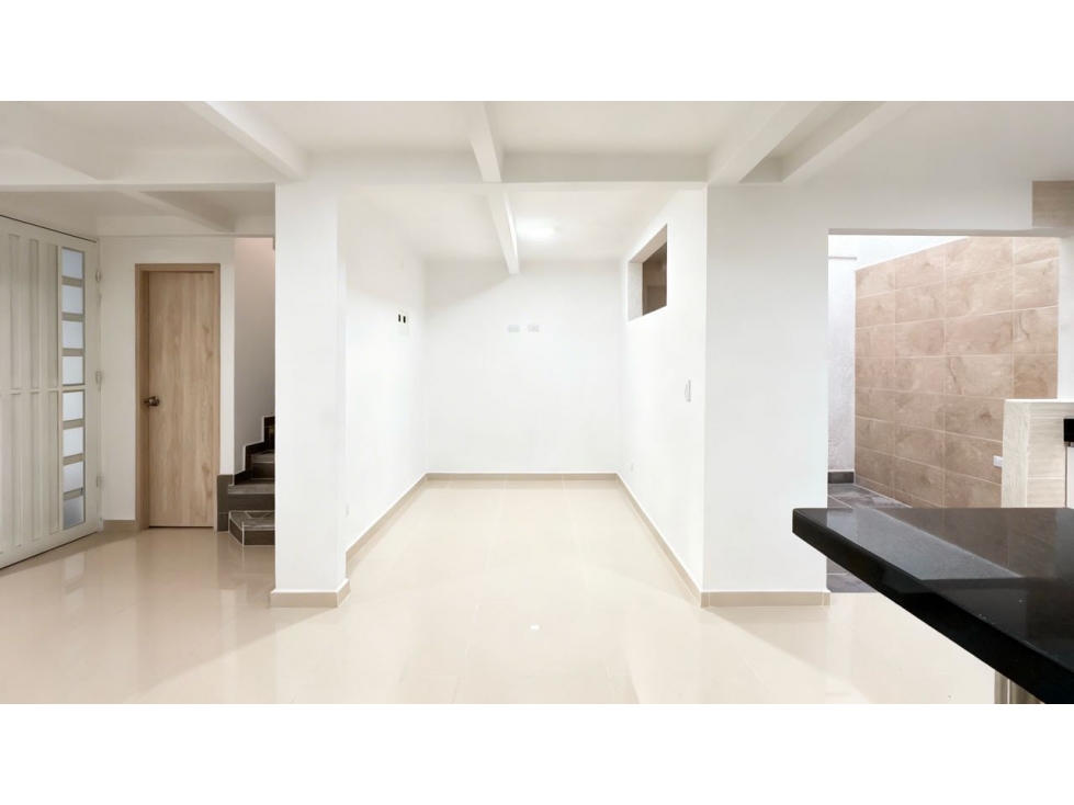 Casa remodelada de dos pisos en venta | Bosques de Morelia - Palmira — foto 3