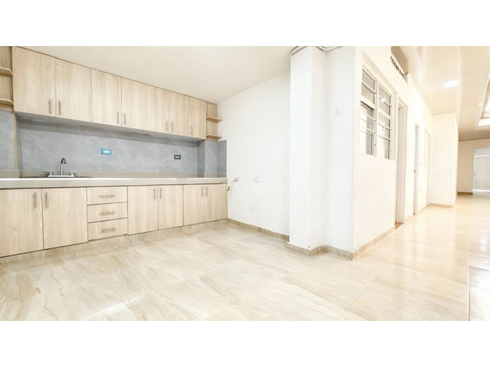 Casa remodelada de un piso en venta - Los Libertadores Palmira Valle