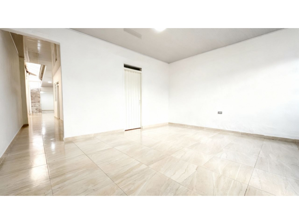 Casa remodelada de un piso en venta - Los Libertadores Palmira Valle — foto 2