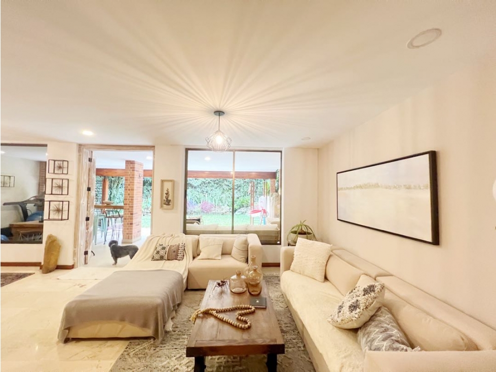 CASA REMODELADA EL POBLADO LAS SANTAS — foto 3