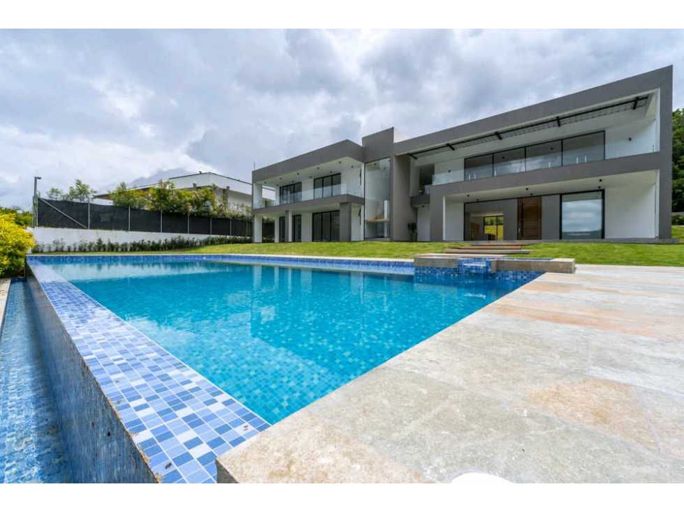 Hermosa Casa nueva en Lago Calima Condominio La Irlanda - 3