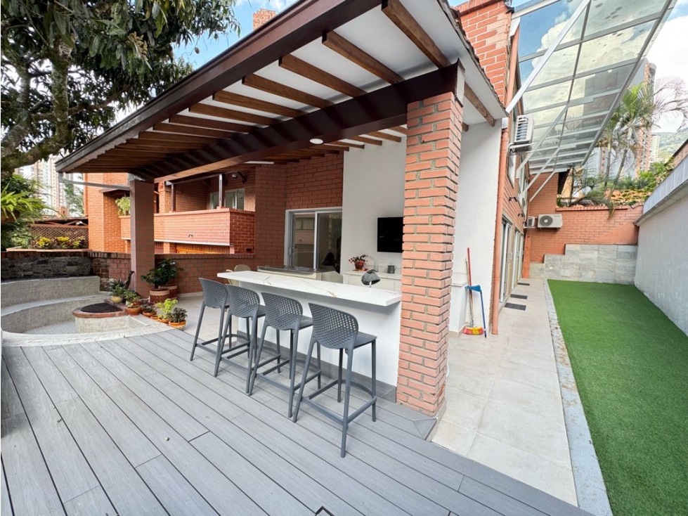 Casa remodelada en venta El Poblado Los Parra con jacuzzi — foto 6