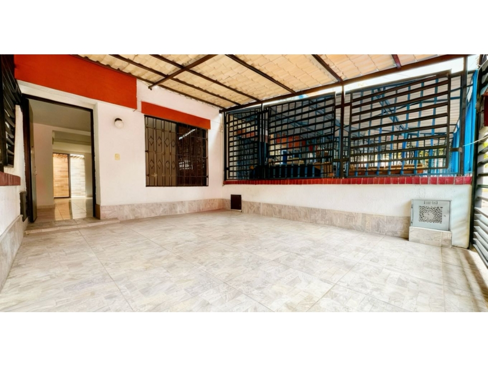 Casa remodelada en venta | Tres pisos - Portales de Niza Palmira Valle — foto 2