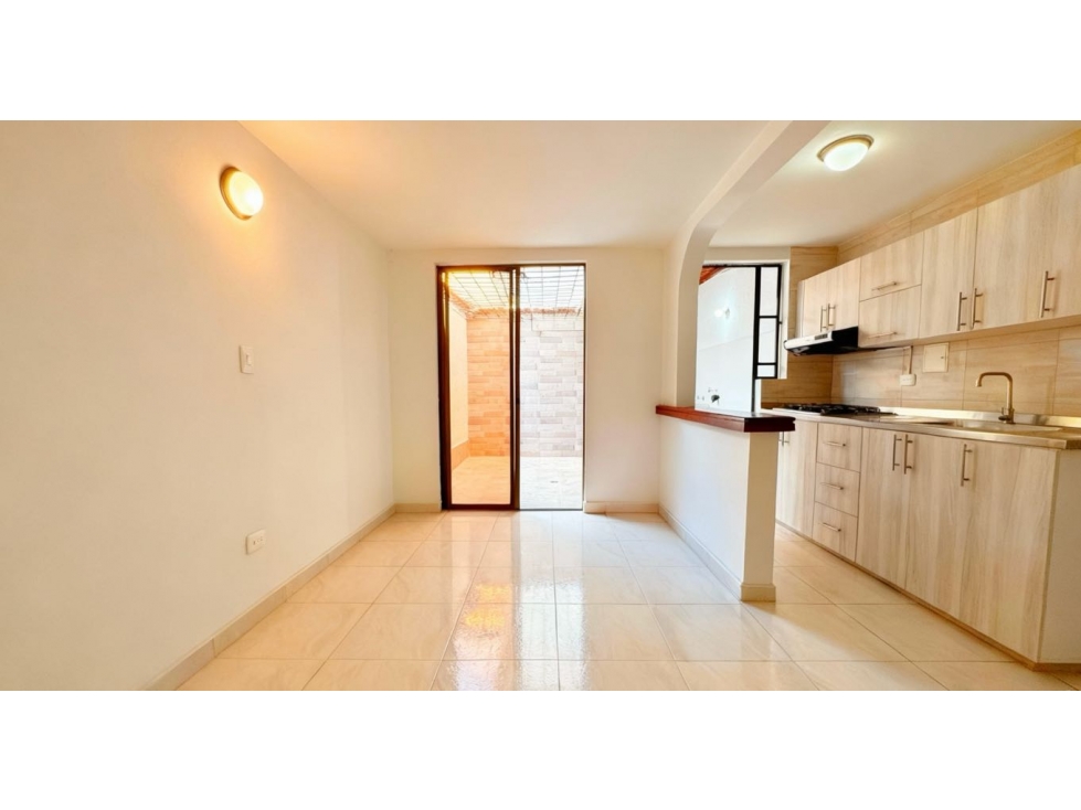 Casa remodelada en venta | Tres pisos - Portales de Niza Palmira Valle — foto 5