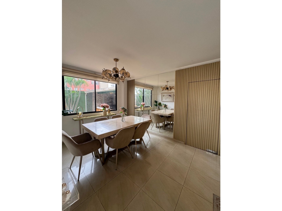 CASA REMODELADA EN VENTA - URB. BOREAL - 6