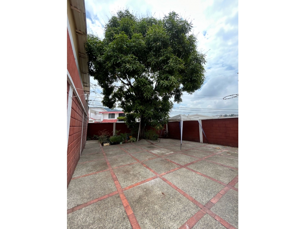 Casa implecable en alquiler - Santa Cecilia - 1
