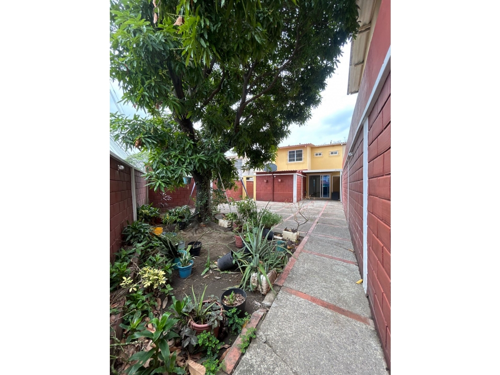 Casa implecable en alquiler - Santa Cecilia - 2