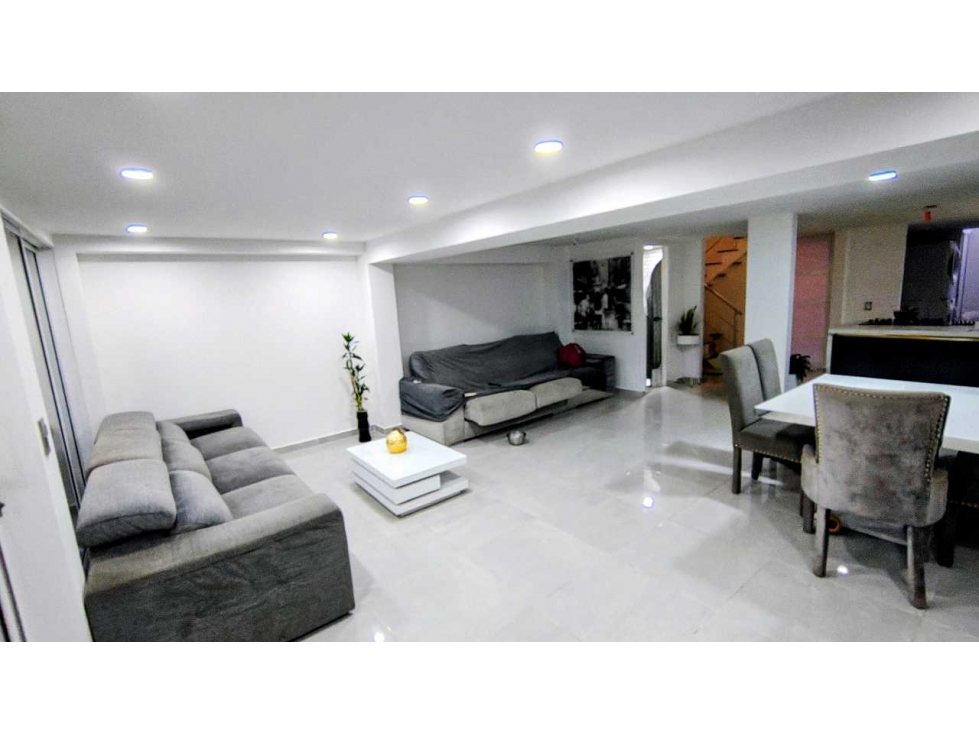 Casa remodelada La Mota — foto 2