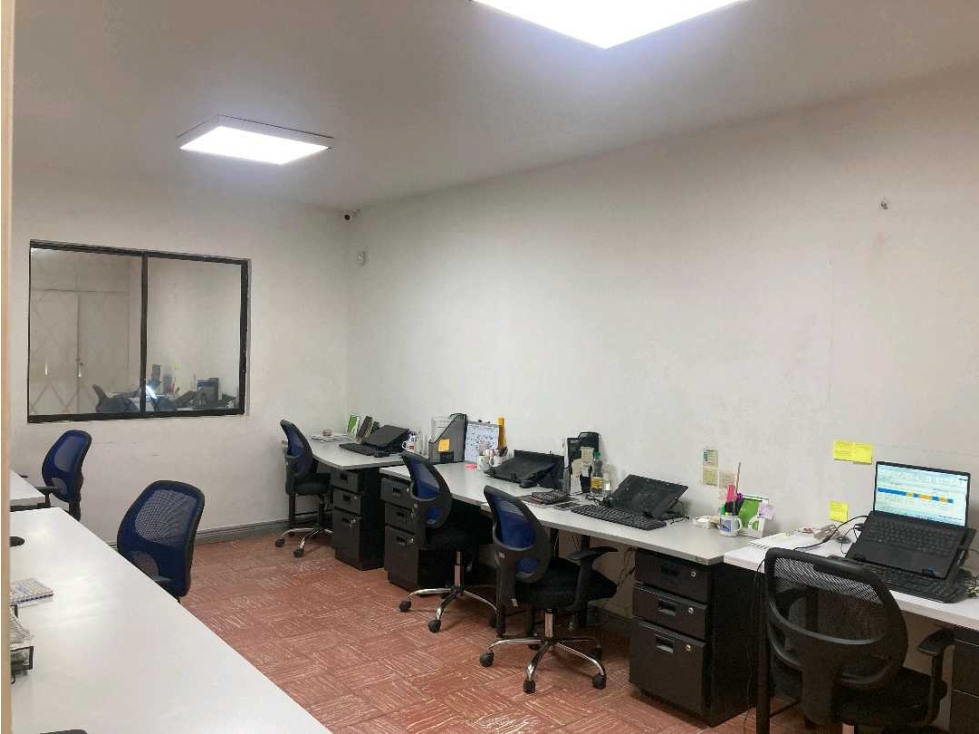 Casa remodelada para oficinas en barrio San Vicente norte de Cali — foto 3