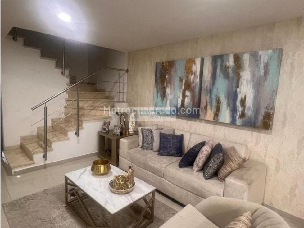 Casa Remodelado en venta En castellana — foto 2