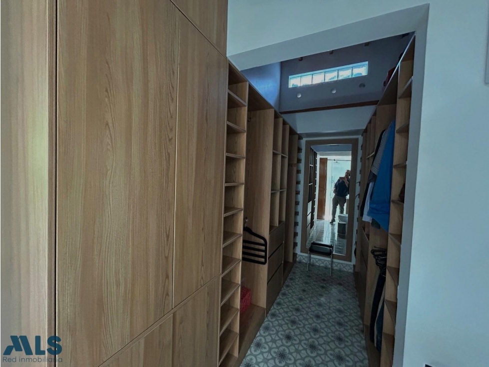 Casa renovada con jardín y excelente ubicación e...(MLS#269295) — foto 5