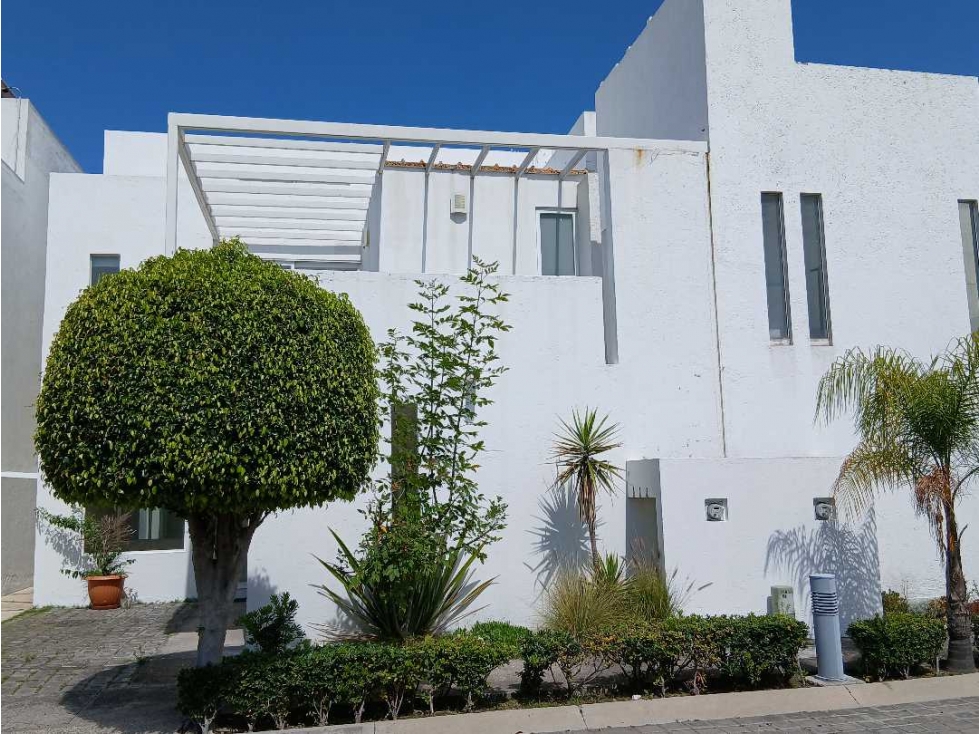 CASA EN RENTA EN PUEBLA BLANCA, LOMAS DE ANGELOPOLIS II - 2