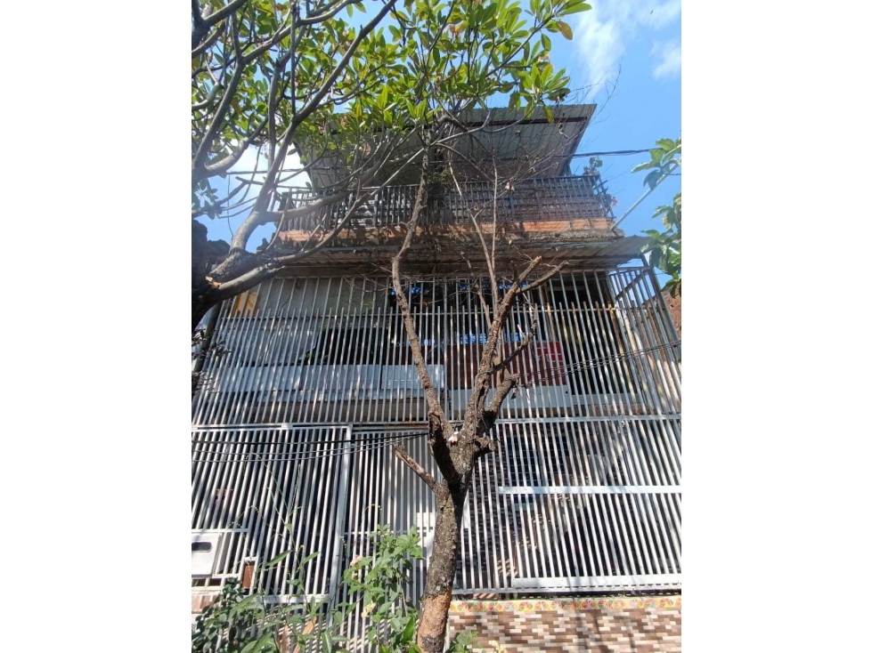 Casa rentable de 3 pisos en Pizamos II $160 millones- YG — foto 2
