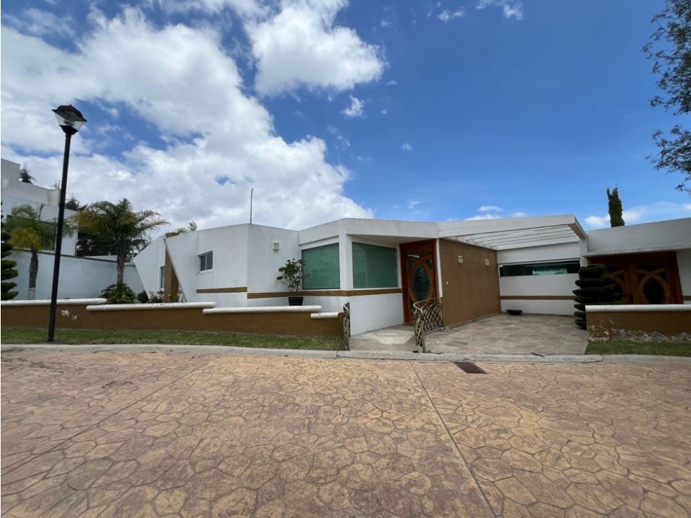 Casa en Venta de un nivel con Alberca en Pedregal Sn Fco, Tulancingo - 1