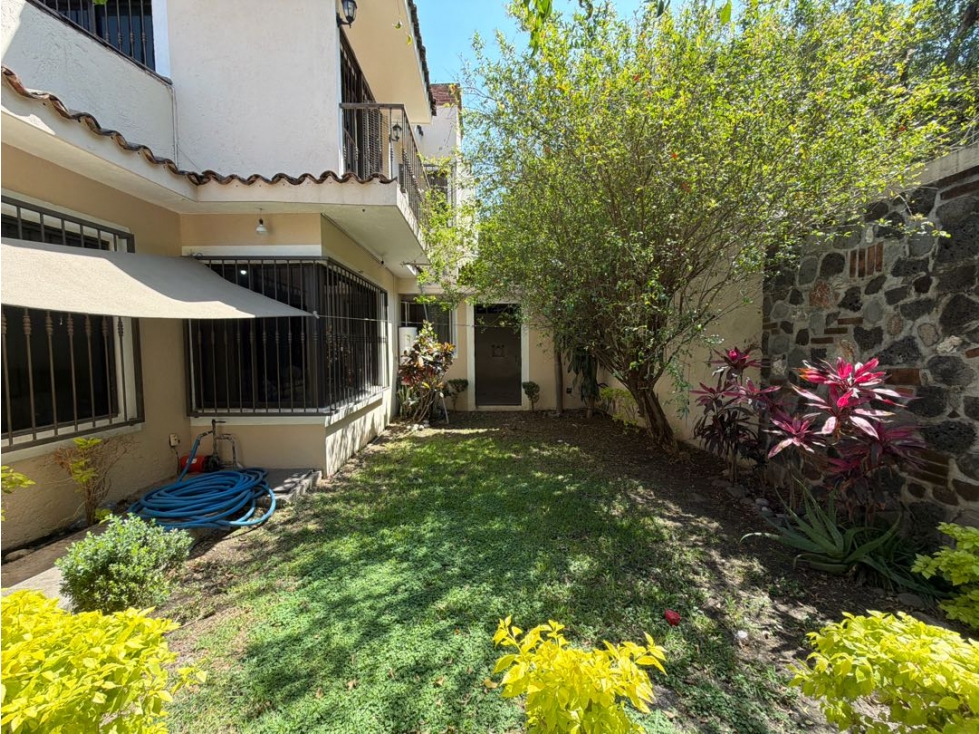 Casa residencial con alberca y jardín privados sumiya Cuernavaca Mor. — foto 4