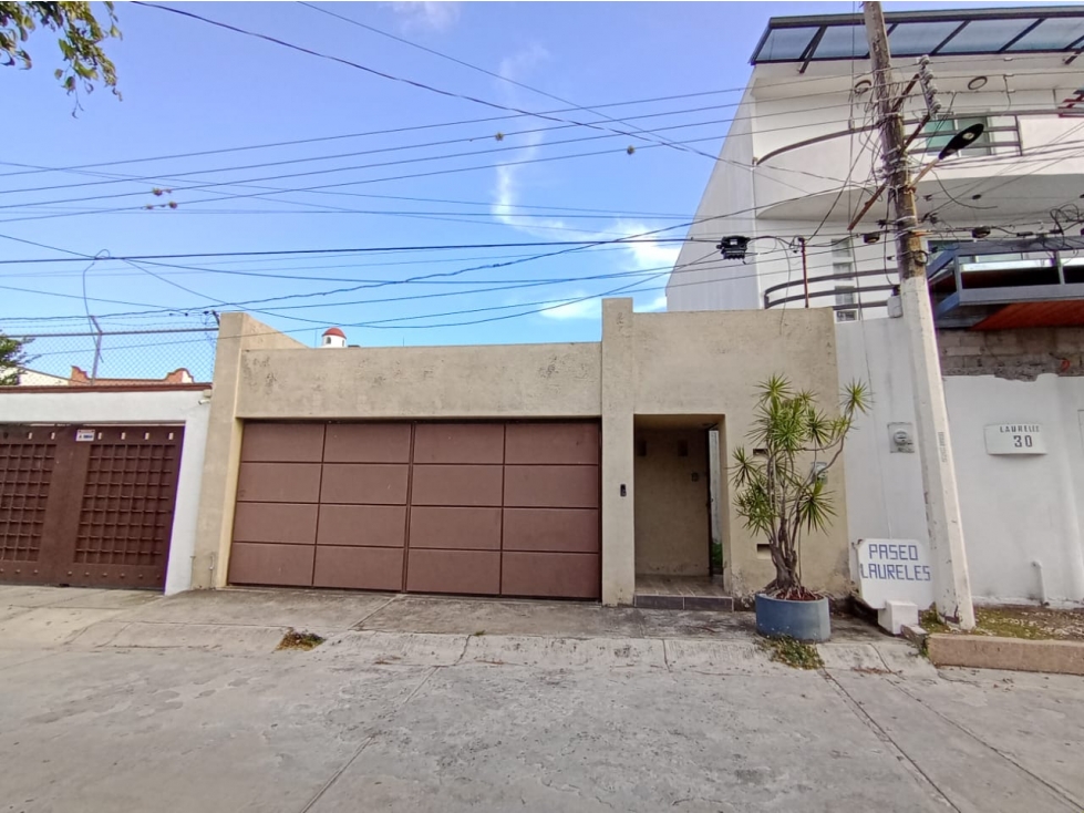 Casa Residencial con Posesión Inmediata en Las Fincas, Jiutepec - 1